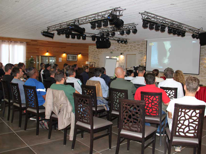 séminaire Aveyron avec salles de réunion équipées
